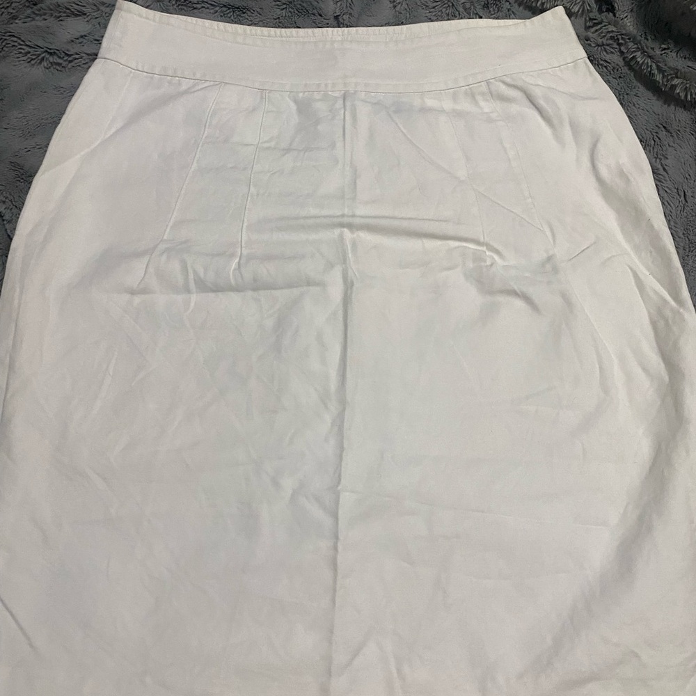 Liz Claiborne Cream Knee-Length Pencil Skirt